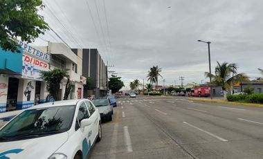 Local comercial en renta Sobre avenida Ignacio Allende, Veracruz.  Renta $8,000
