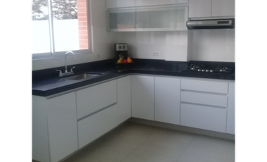 Maat vende Casa en  conjunto Villeta. 180m2 $550Millones