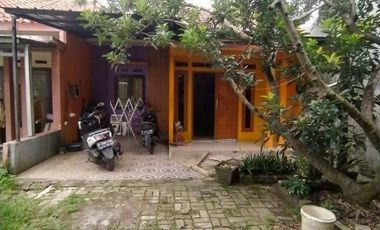 Dijual Murah Rumah Second Cluster Cipedak Jagakarsa Jakarta