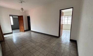 Casa ideal para notarías por la Minerva en venta