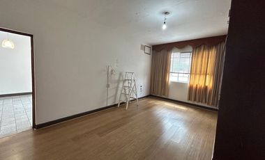 Casa ideal para notarías por la Minerva en venta
