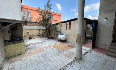 Casa ideal para notarías por la Minerva en venta