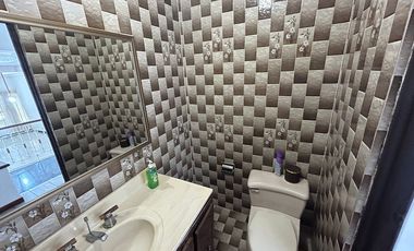 Casa ideal para notarías por la Minerva en venta