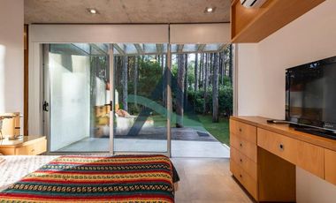 Casa 5 ambientes. Primera calidad. PINAMAR NORTE