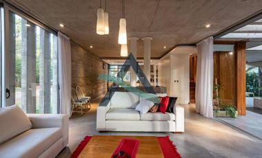 Casa 5 ambientes. Primera calidad. PINAMAR NORTE