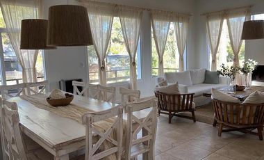 CASA EN VENTA EN BARRIO DEPORTIVA CON DOBLE TERRENO EN OPORTUNIDAD!