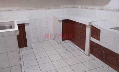 Vive En Zona Estratégica: Cerca A La Bolichera, Británico Y Centro De Salud