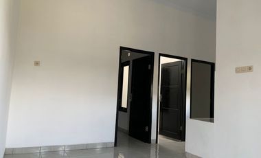 RUMAH MURAH SIAP HUNI DI KAWASAN BERKEMBANG DEKAT KAMPUS UAD 4