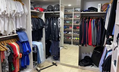 Casa 5 Ambientes En Venta con Pileta, Excelente - Paso Del Rey