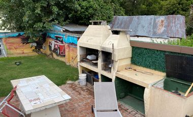 Casa 5 Ambientes En Venta con Pileta, Excelente - Paso Del Rey