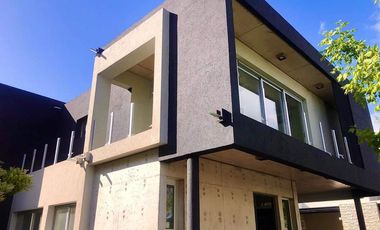 Casa en venta en Altos de Hudson II