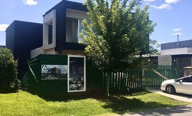 Casa en venta en Altos de Hudson II