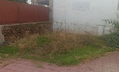 Gran Casa en Quinta Normal 5 Dormitorios, patio y antejardín