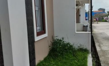 RUMAH TAKE OVER MODEL MODERN BAGUS MURAH DI BUAHBATU