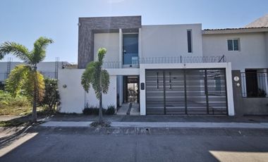 CASA TAMESIS - Casa en venta en Fluvial Vallarta, Puerto Vallarta