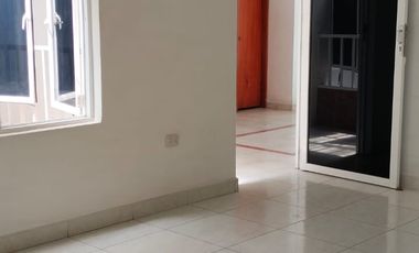 local en arriendo en santa lucia. Cod A25777