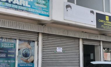 local en arriendo en santa lucia. Cod A25777