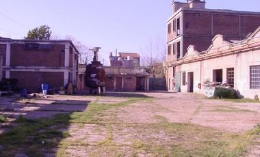 Galpón en Alquiler en Lanús, Buenos Aires