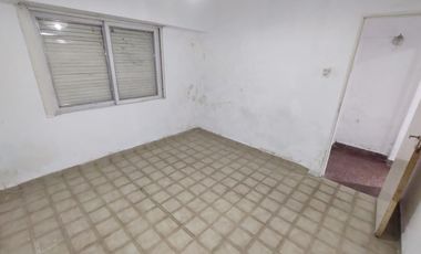VENTA - PH - 2 AMB C/ PATIO - BILLINGHURST - MORENO
