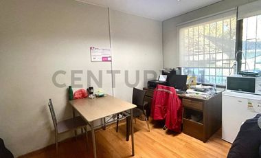 Local Comercial P. De Gales - La Reina