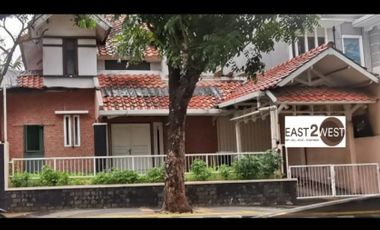 Disewakan Rumah Angrek Loka BSD City Tangerang Bisa untuk Ruang Usaha Lokasi Strategis