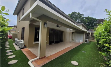 CASA EN CLAYTON EMBASSY GARDEN 3REC 3B CBE L/B 364M2