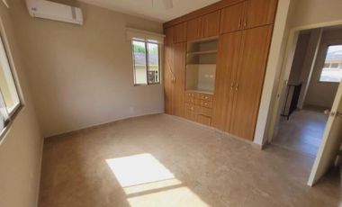 CASA EN CLAYTON EMBASSY GARDEN 3REC 3B CBE L/B 364M2