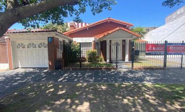 Chalet 4 Ambientes en Lomas de Zamora.