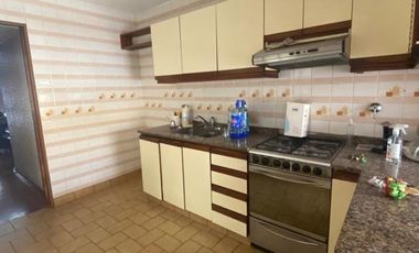 Chalet 4 Ambientes en Lomas de Zamora.