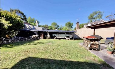 VENTA CASA EN MAR CHIQUITA SOBRE LOTE DE 720 m2