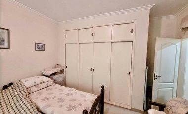 VENTA CASA EN MAR CHIQUITA SOBRE LOTE DE 720 m2