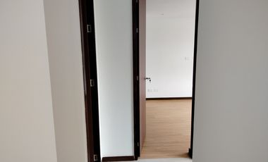 apartamento en arriendo en el esmeraldal. Cod A9432956