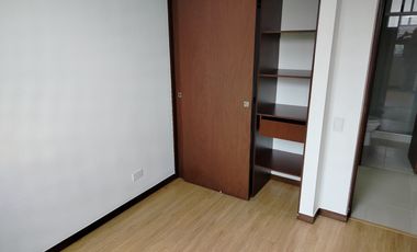 apartamento en arriendo en el esmeraldal. Cod A9432956