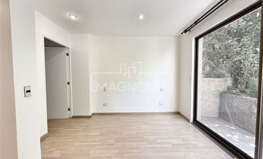 Casa en arriendo de 5 dorm. 5 Baños en Las Condes