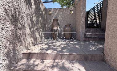 Casa en arriendo de 5 dorm. 5 Baños en Las Condes