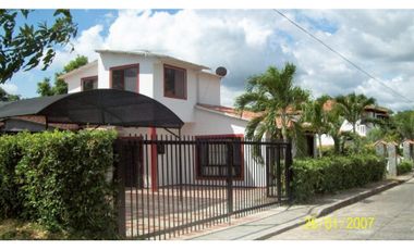 VENDO CASA EN CONDOMINIO FLANDES A 10min DE GIRARDOT