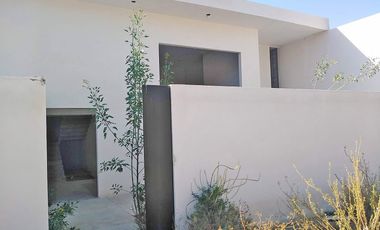 VENTA INMUEBLE USO COMERCIAL Y HABITACIONAL A PIE DE CARR. PACHUCA TULANCINGO