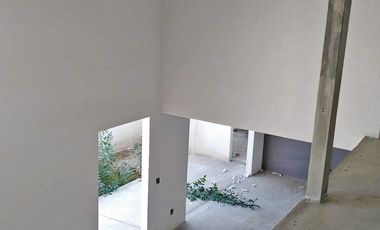 VENTA INMUEBLE USO COMERCIAL Y HABITACIONAL A PIE DE CARR. PACHUCA TULANCINGO