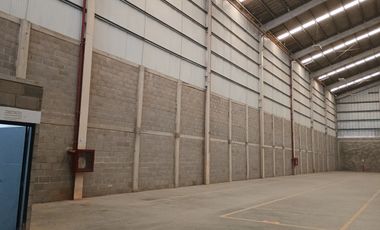 bodega en arriendo/venta en circunvalar. Cod V106435