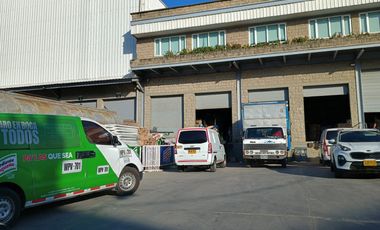 bodega en arriendo/venta en circunvalar. Cod V106435