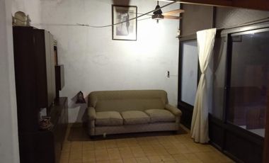 Amplio Chalet colonial en venta Quilmes Oeste 3 habitaciones