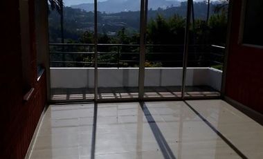 CASA EN ARRIENDO EN EL ARENILLO