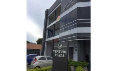 ALQUILO LOCAL EN LA CHORRERA PLAZA VENTURE 65MTS