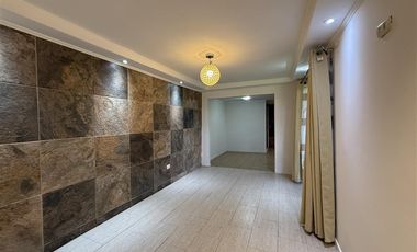 ALTOS DEL RACO, CASA AMPLIADA EN ARRIENDO