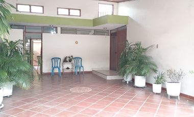 casa en venta en quinta bosch. Cod V3341