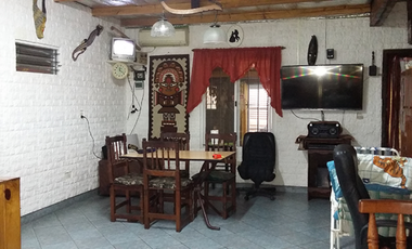 CASA DE 2 PLANTAS PONTEVEDRA