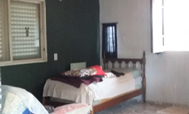 CASA DE 2 PLANTAS PONTEVEDRA