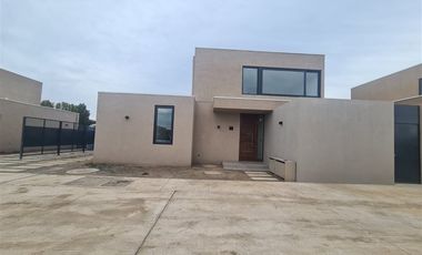 Casa nueva en ARRIENDO en Rancagua Condominio San Damián