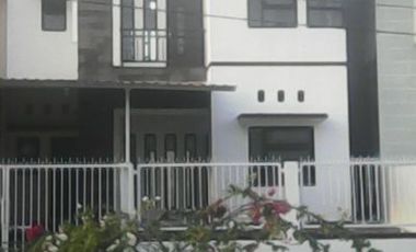 RUMAH CANTIK SIAP HUNI 2 LANTAI DESIGN MODERN, DEKAT GWK BALI