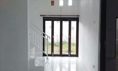 RUMAH CANTIK SIAP HUNI 2 LANTAI DESIGN MODERN, DEKAT GWK BALI